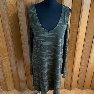 Sanctuary cold shoulder army print dress